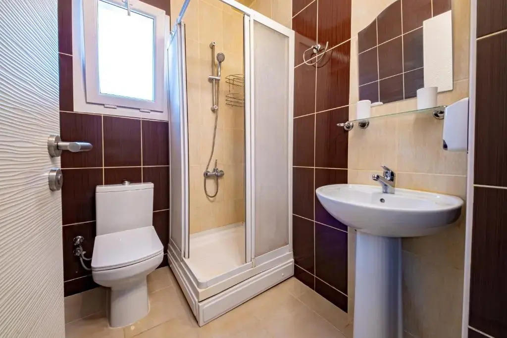 Luxury One-Bedroom Apartment with Private Garden Lukomorye E3