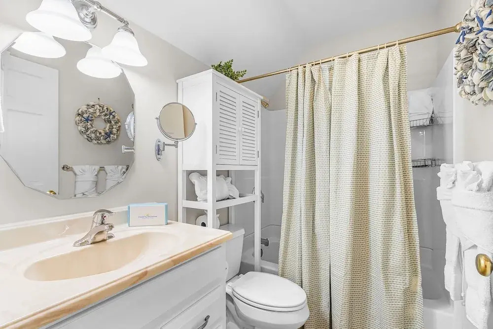 249 Pearl Paradise: 3br/3ba Pool Home! 3 Bedroom Home