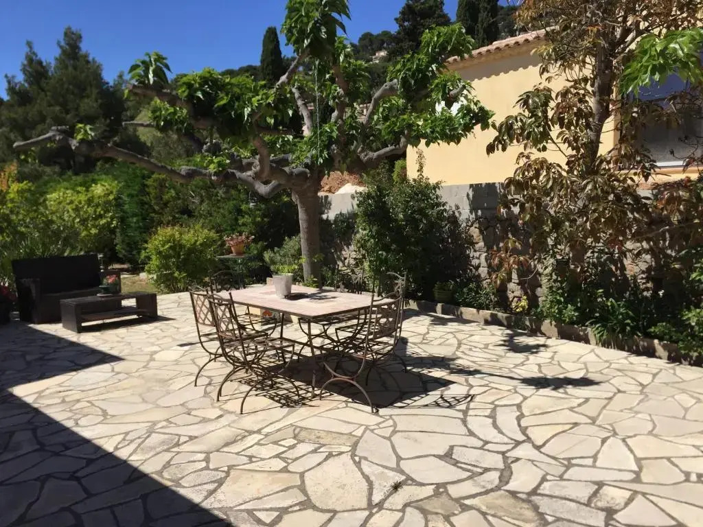 Carqueiranne piscine Grand T2 pour 4 personnes