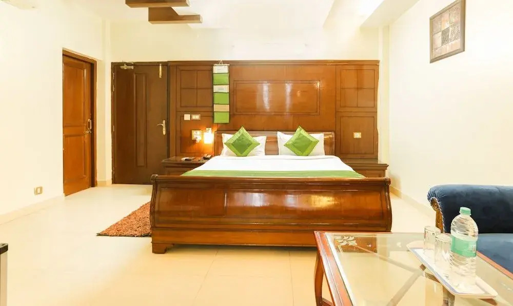 Treebo Shanta Inn