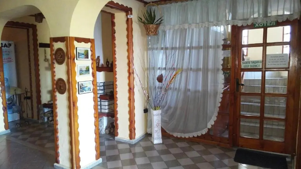 Stefan Family Hotel