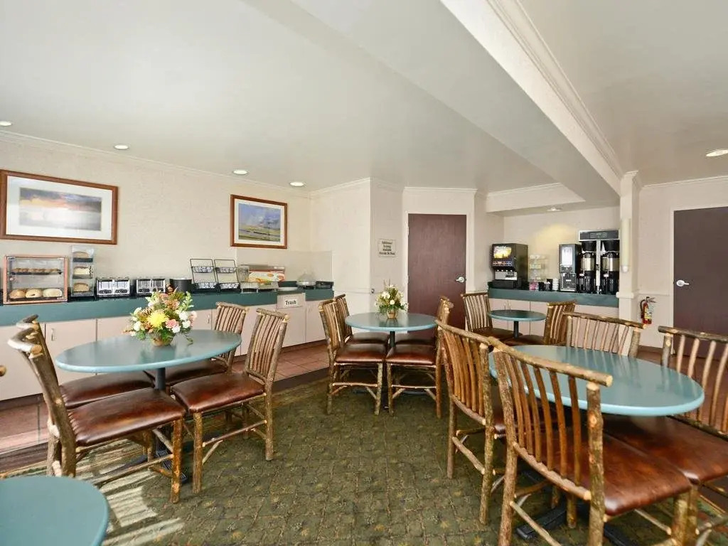 Clubhouse Inn
