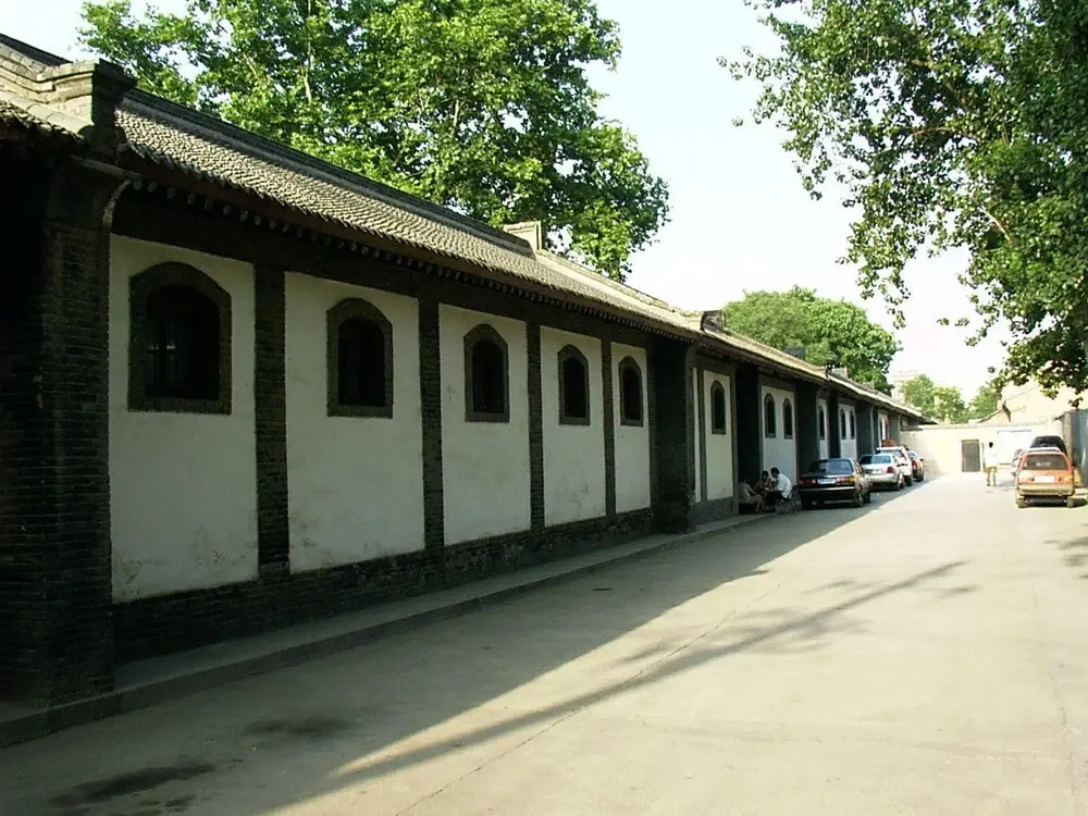 7 Sages International Youth Hostel