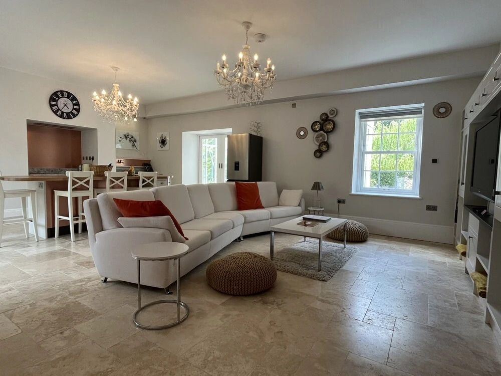 Stunning and Luxurious Manor House Holiday Home