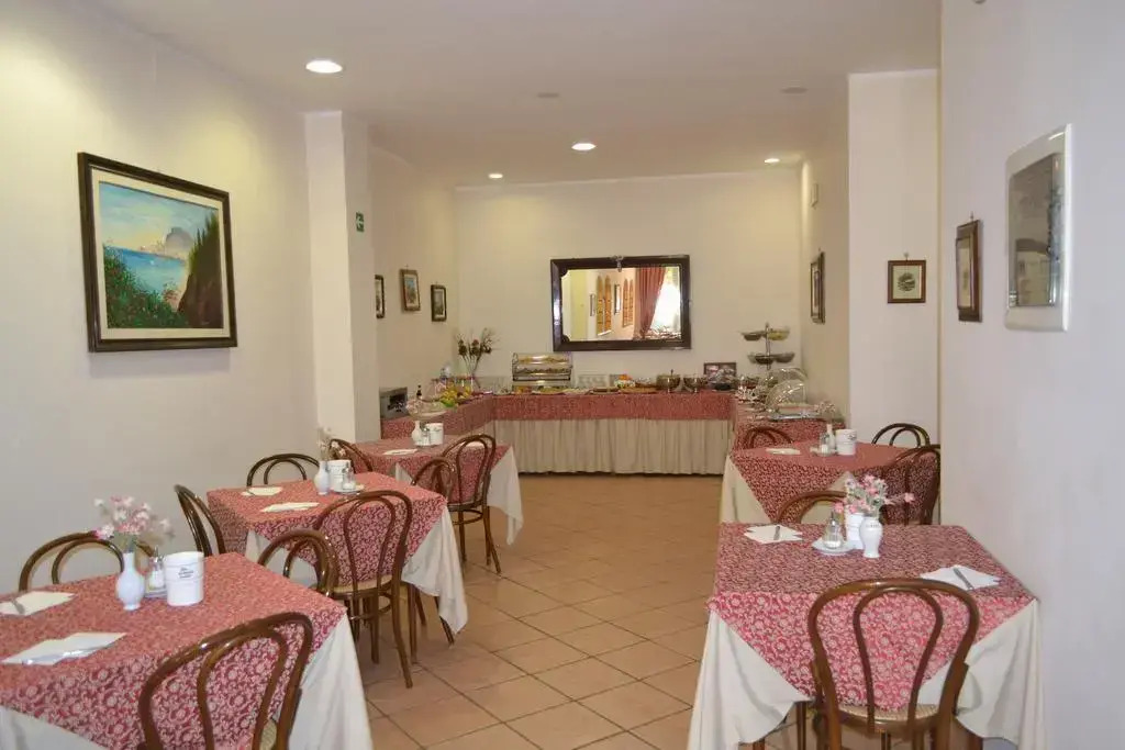Hotel Mediterraneo
