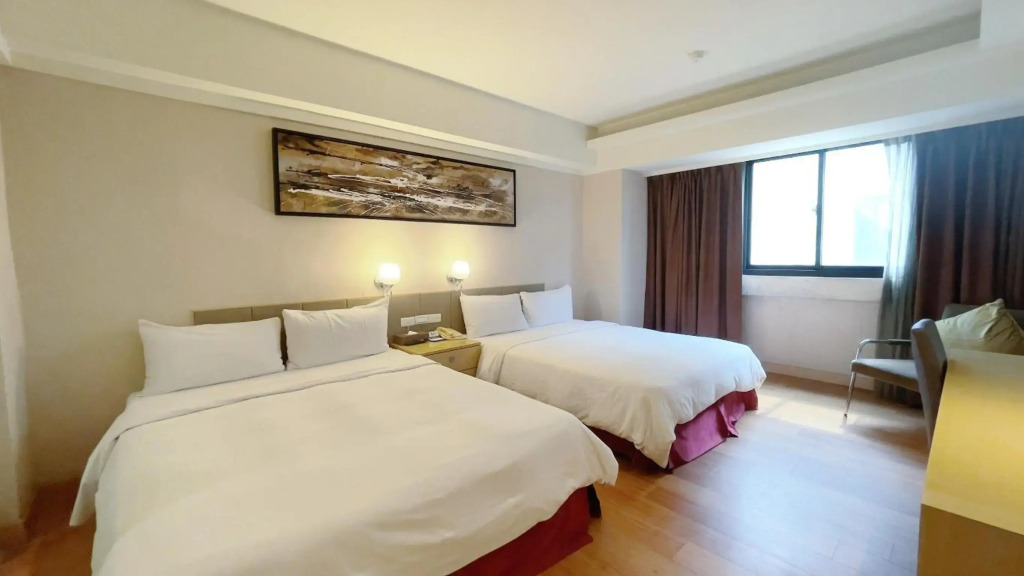 Delton Hotel