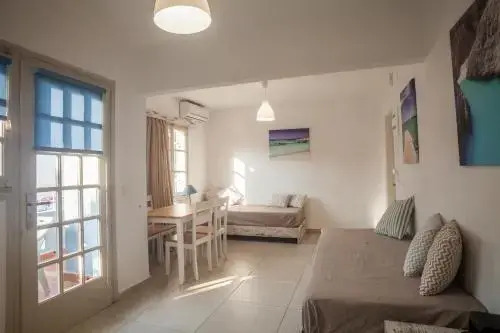 Evina Room And Villas