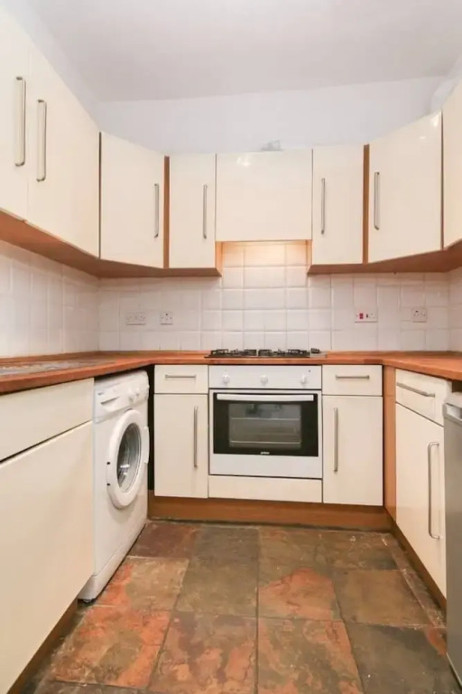 Spacious Flat With Fantastic Views