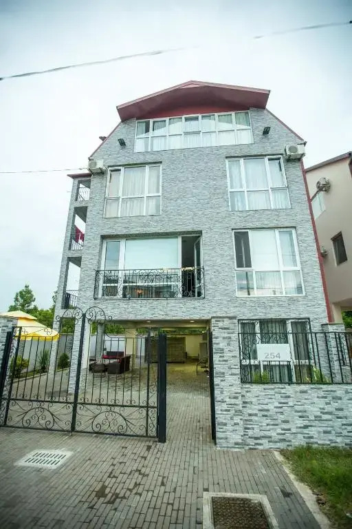 Hotel De Javu