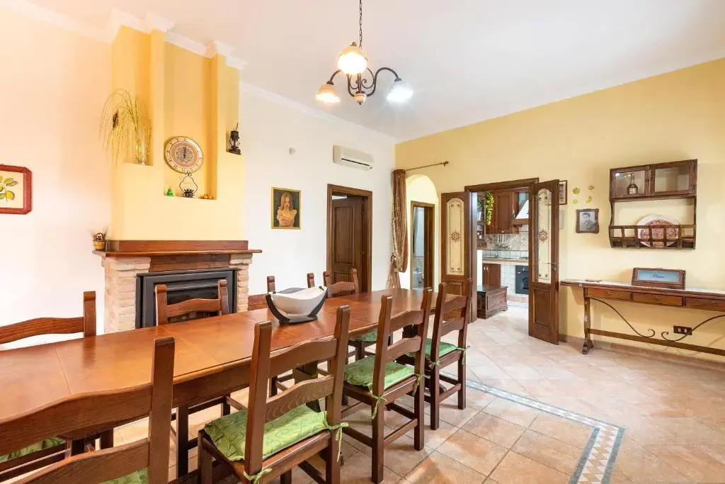 Villa Lella by BarbarHouse