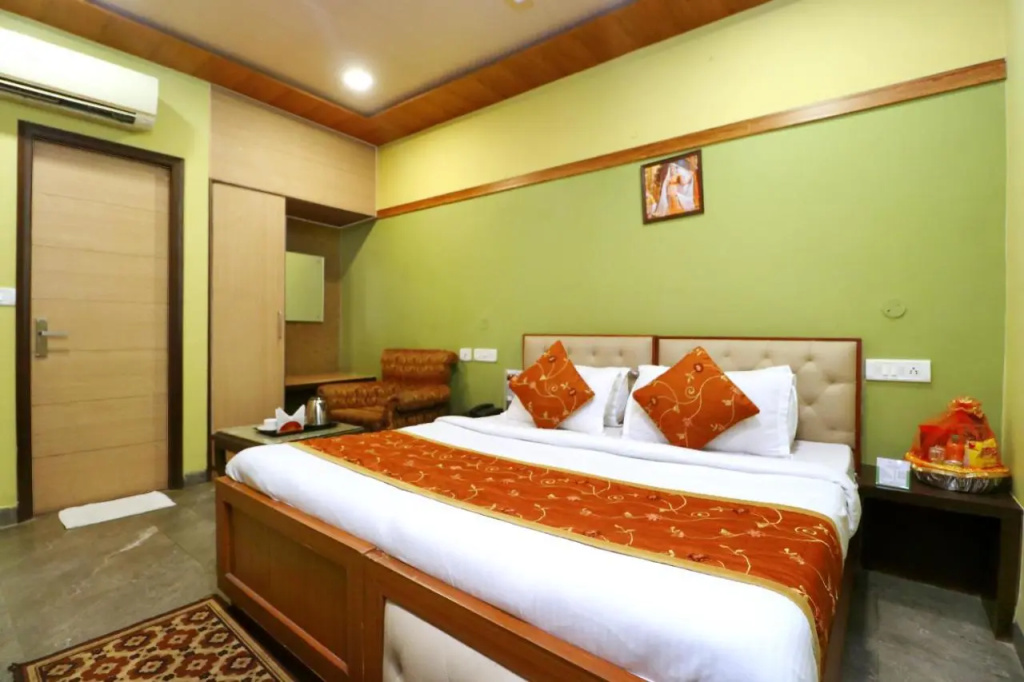 Hotel Seven- Center of City Chandigarh