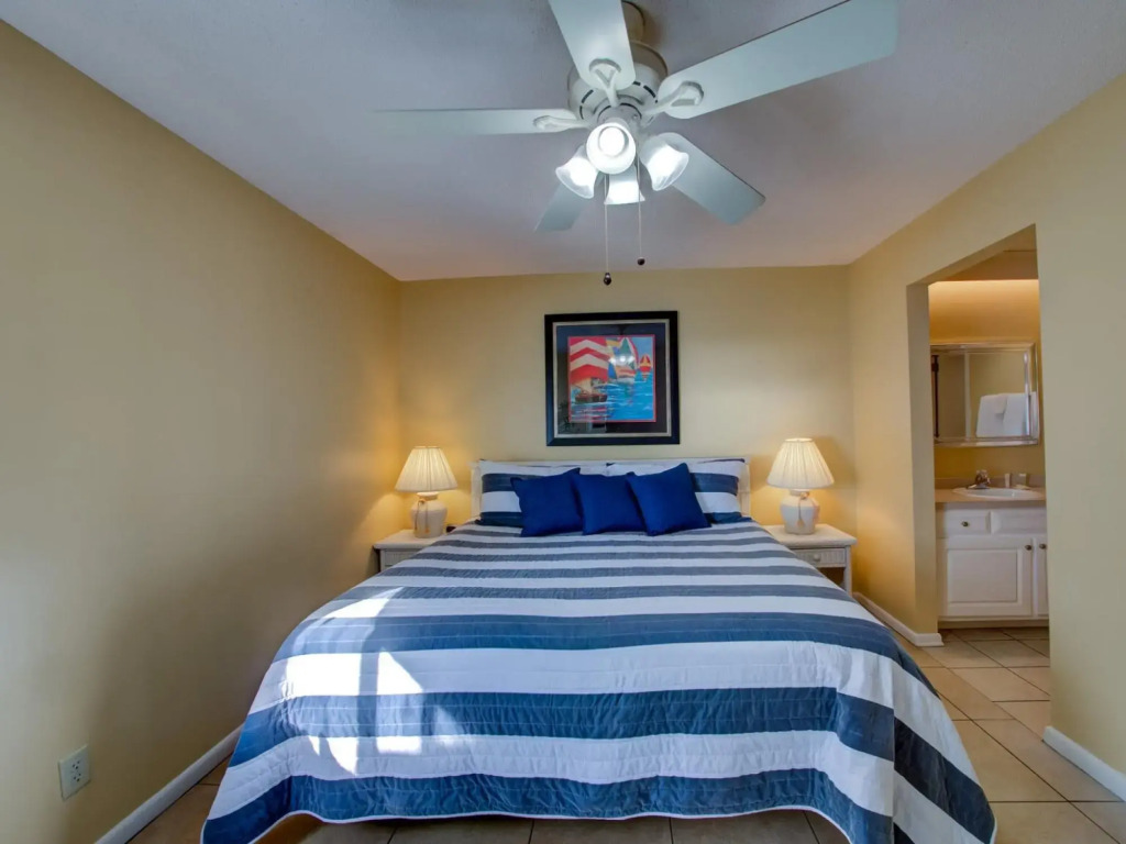 Fourth floor condo at The Whaler with amazing gulf views