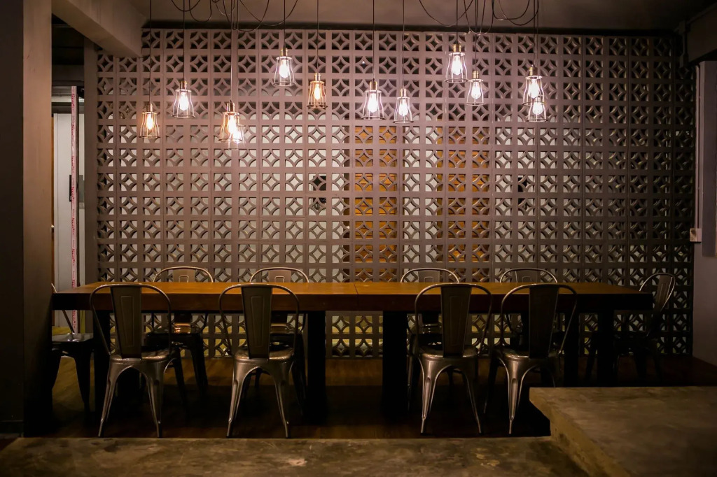 Silom Space Hostel