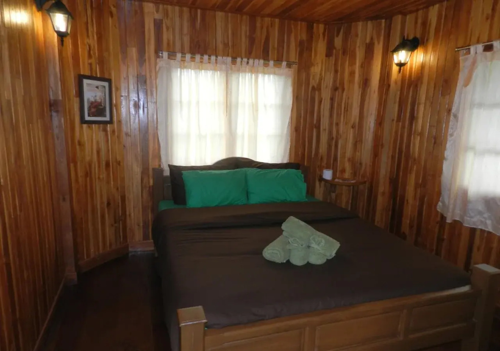 Ruean Vana Resort