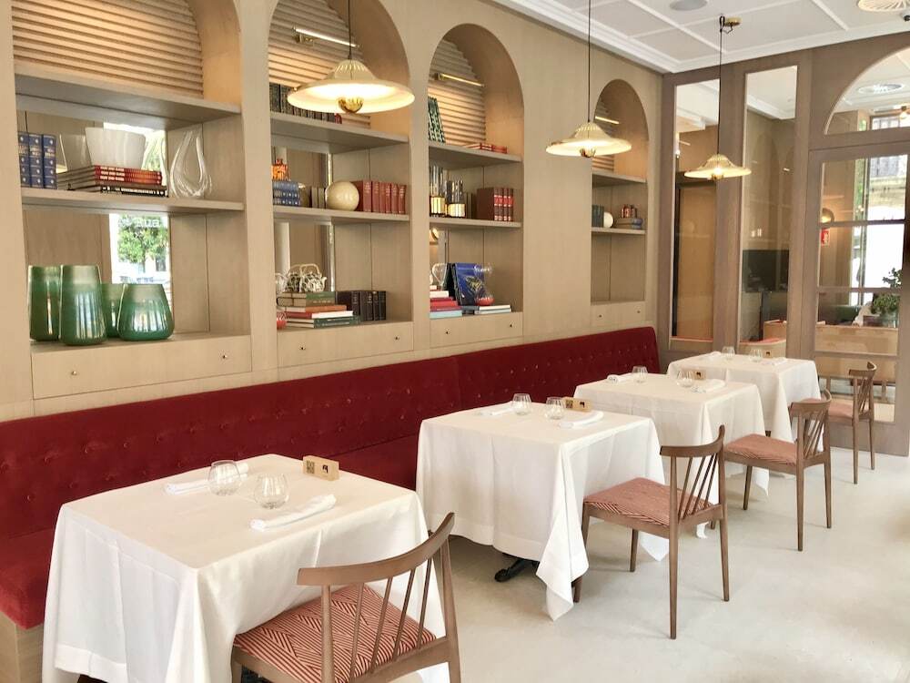 Отель Intelier Villa Katalina