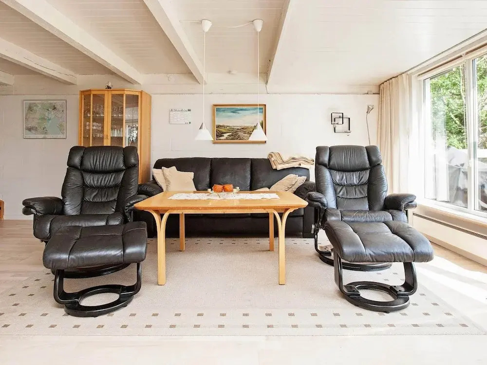 6 Person Holiday Home in Oksbol