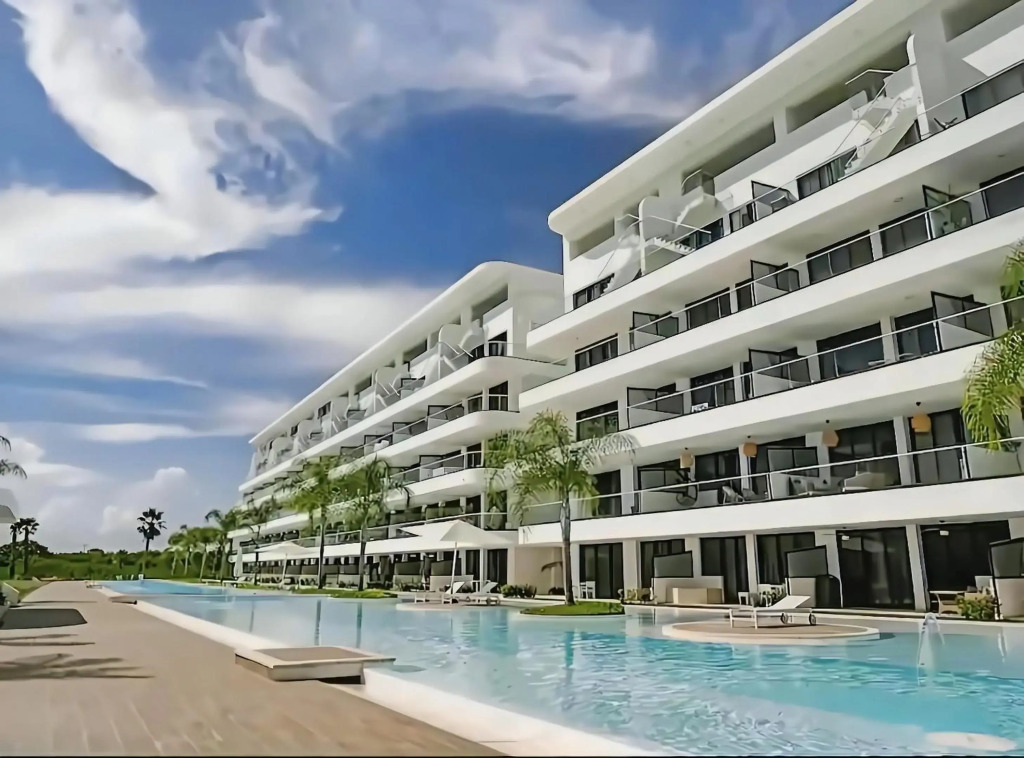 Cana Rock Star, Vista al campo de golf y Piscina 303