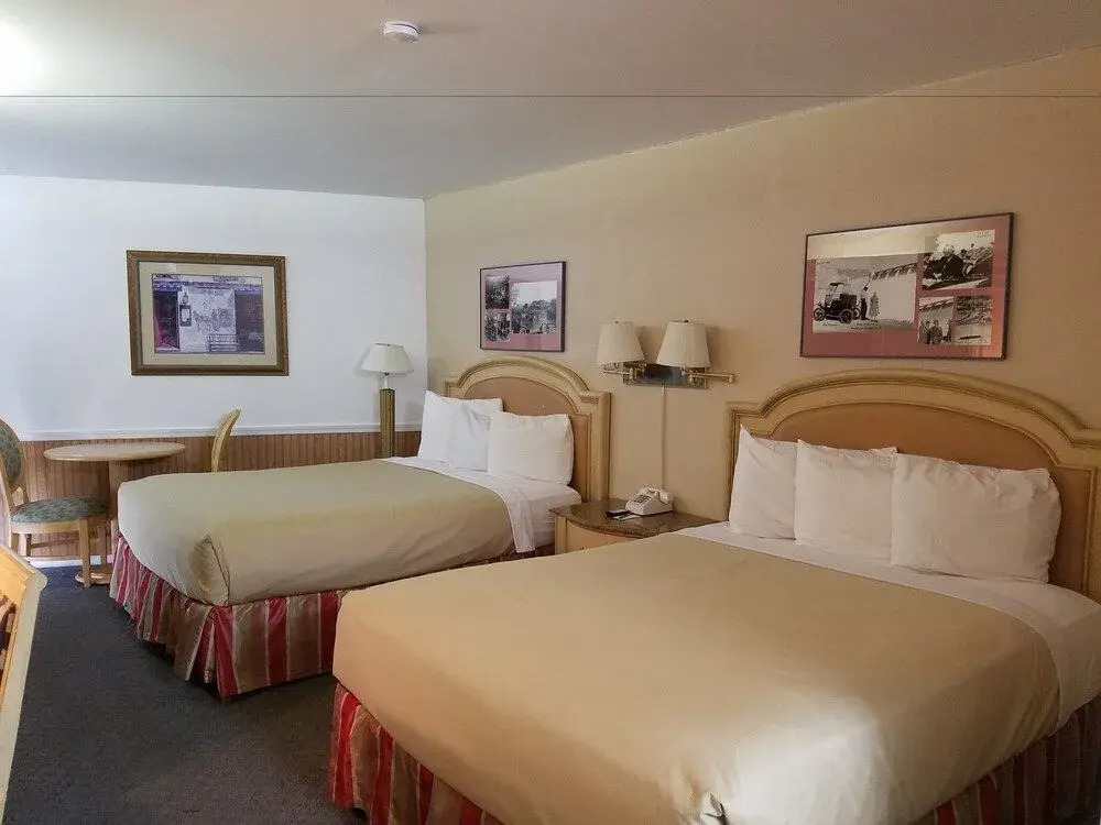 Coulee House Inn & Suites