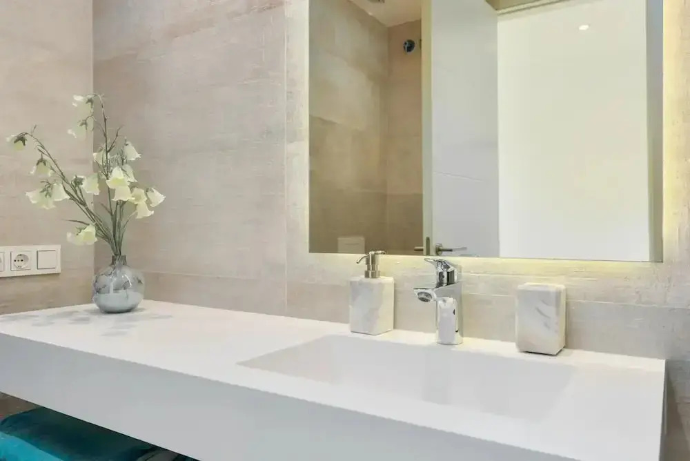 Luxury 2-bedroom sea View Apartment in Casares