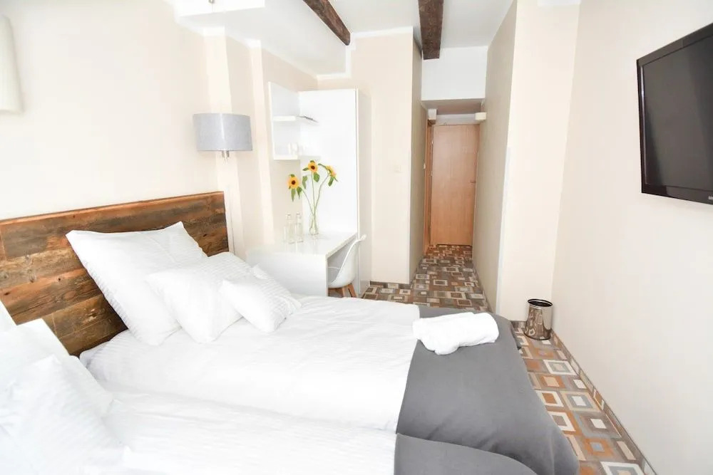 Boutique Provincja Winebar & Rooms