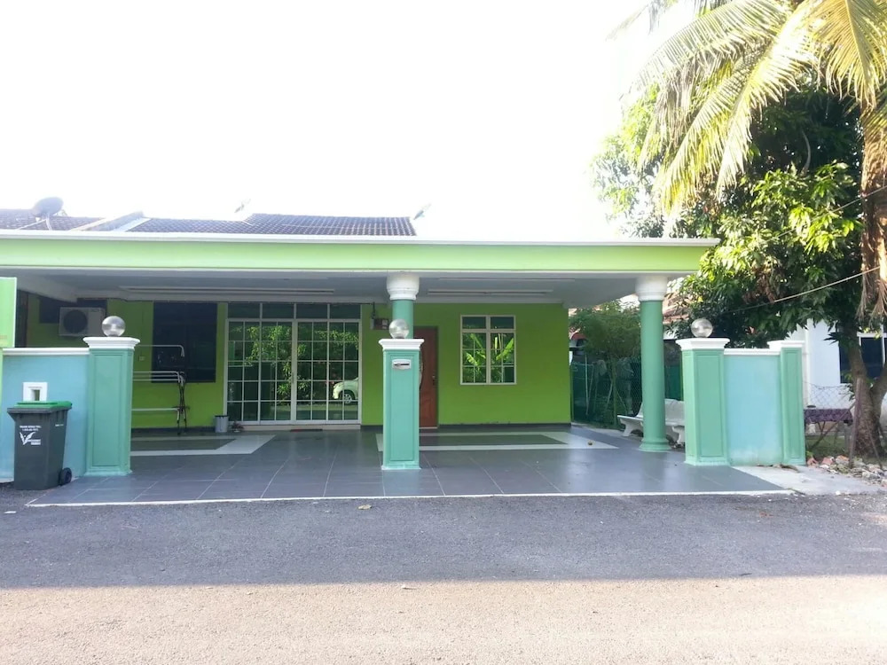 Homestay Ira Jaya - 4 Unit Rumah