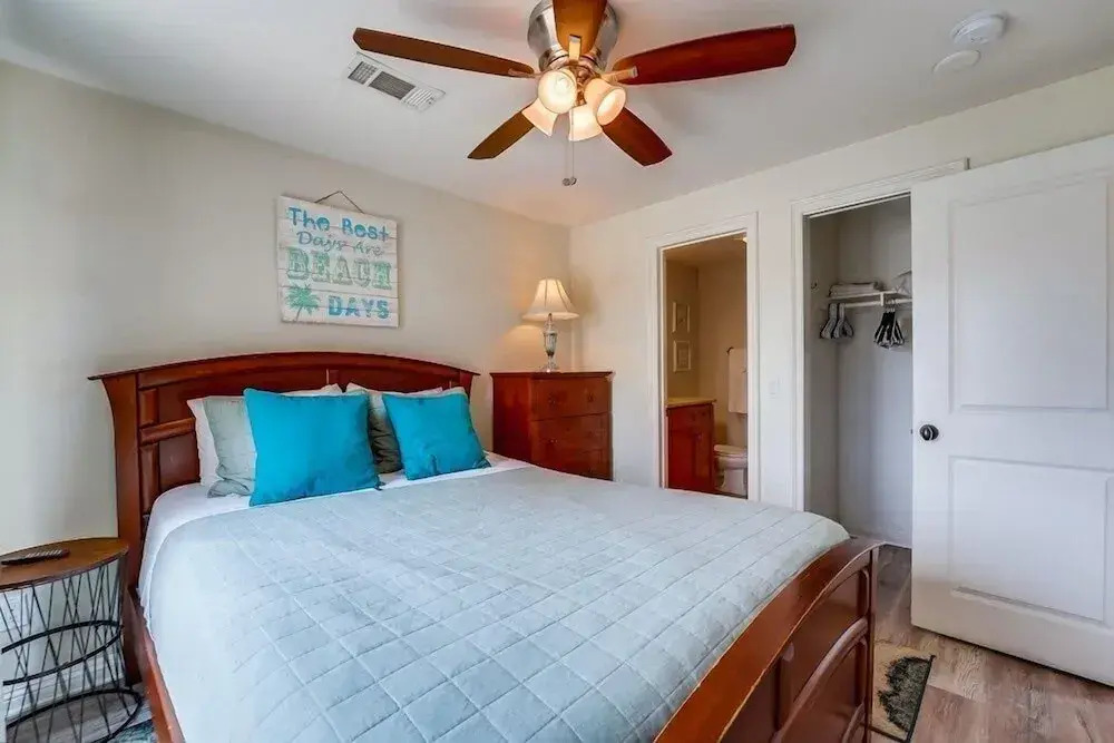 Bayview Veranda 3 Bedrooms 3.5 Bathrooms Apts