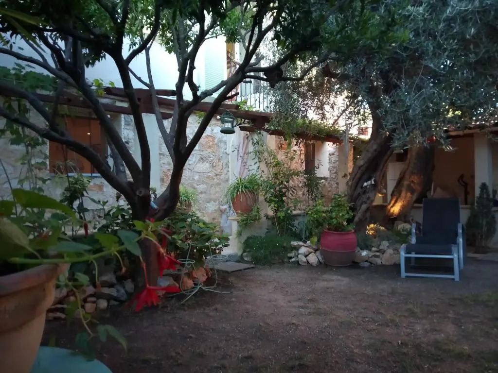 Bel appartement avec jardin privatif