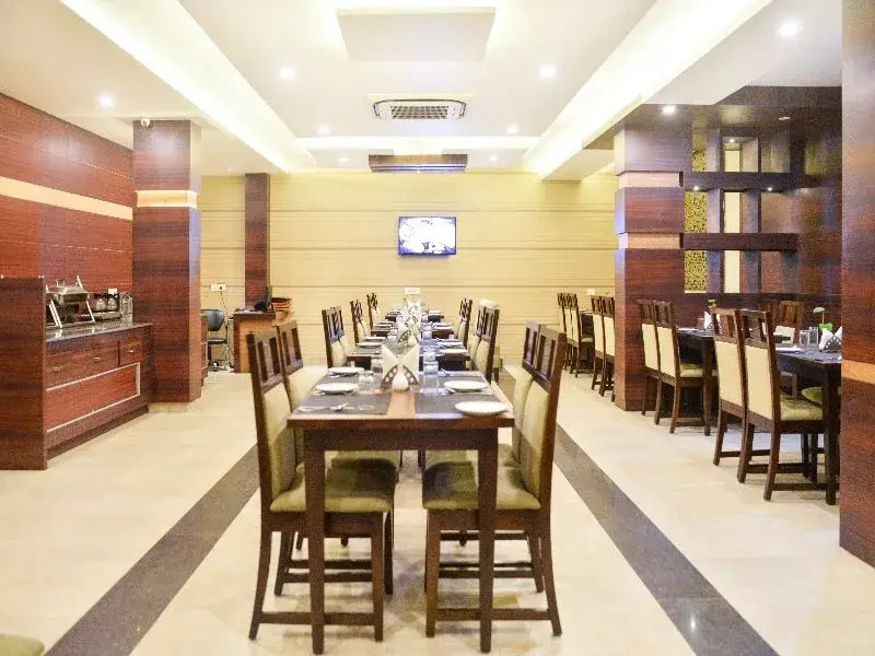 ZO Rooms Varanasi Cantt