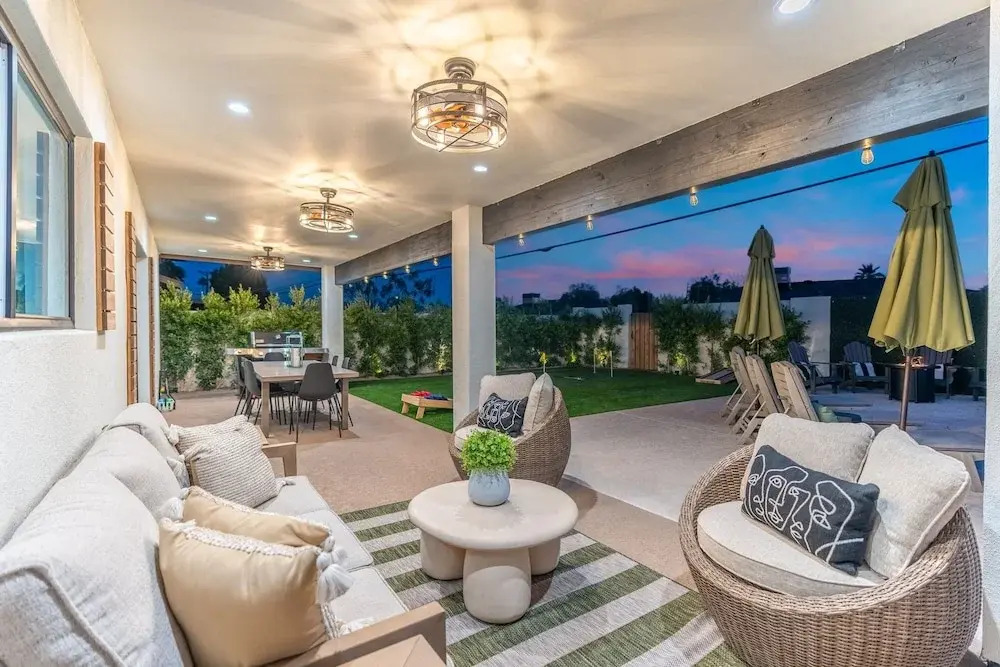 NEW The Hensley on Hubbell Designer Oasis w Pool
