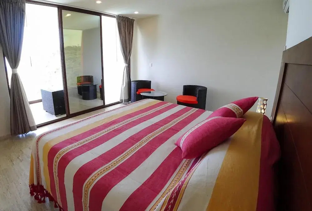Pacific King Hotel