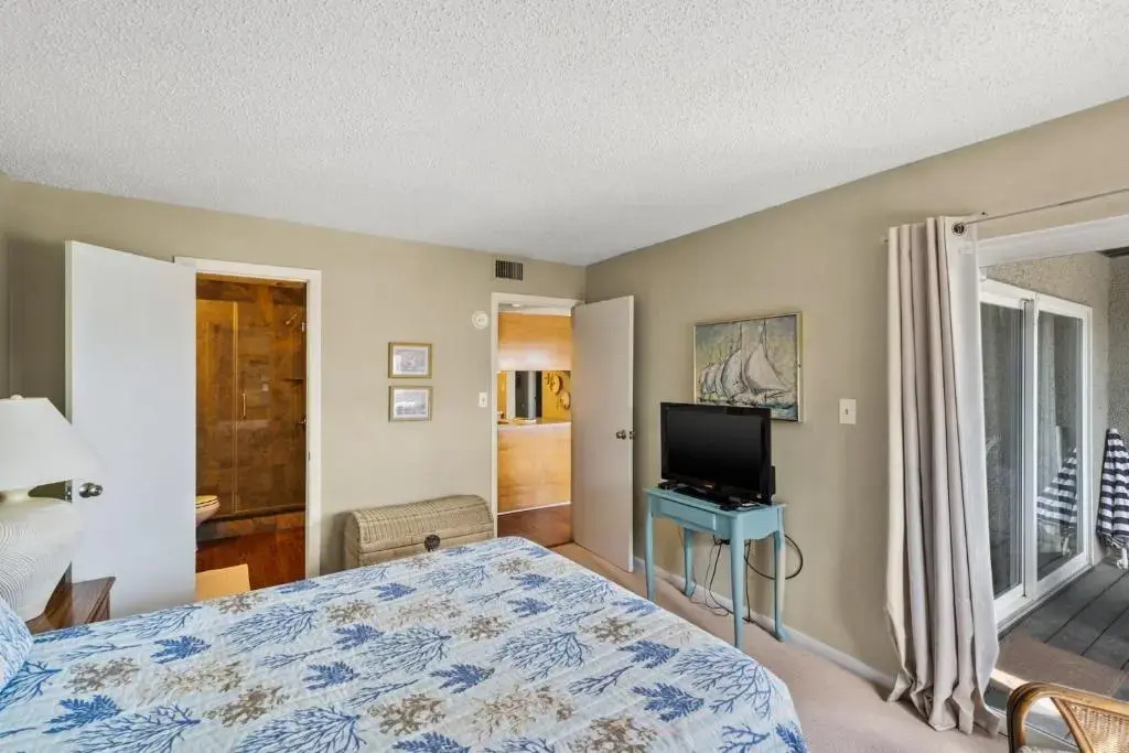 Sand Dollar Villas Unit 105 Down by the Sea