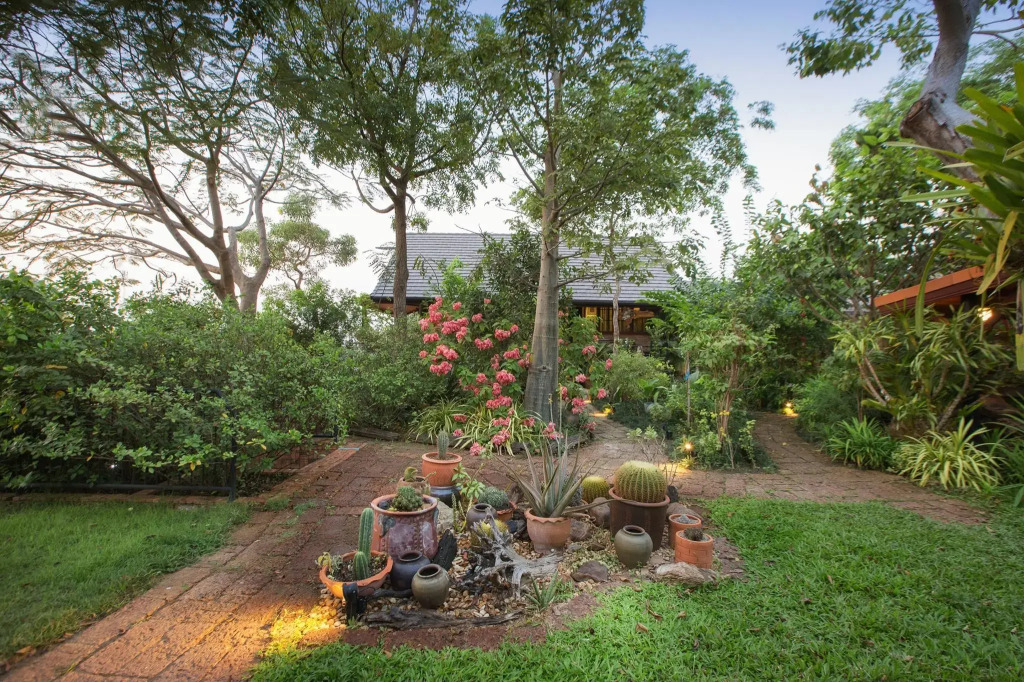 Cattanis Riverside Home