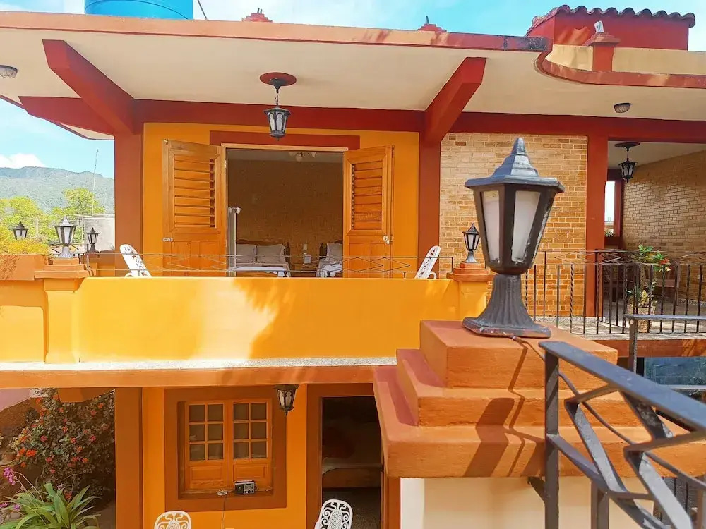 Casa Oscar VIÑALES