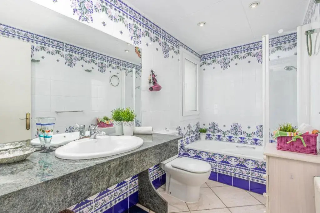 Goldhome - Montgri 117