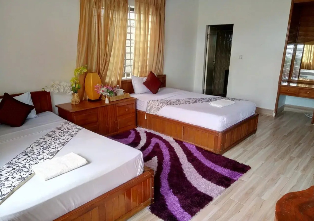 Mealy Chenda Guest House & Restaurant