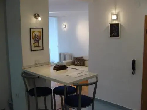 Skopje Holiday'n'Deluxe Suites
