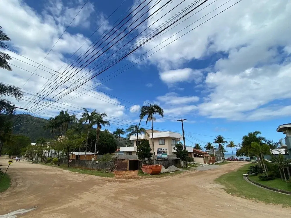 Casa piscina e lazer 50m praia Lagoinha