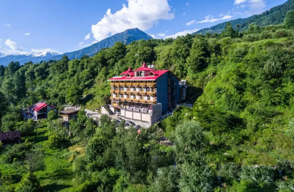 Snow White Resort & Spa