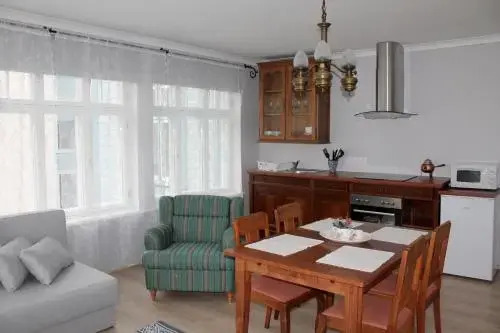Austri Villa
