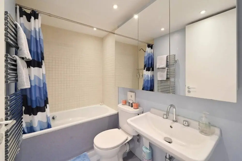 Stunning 2 Bedroom Mezzanine Loft in Portobello