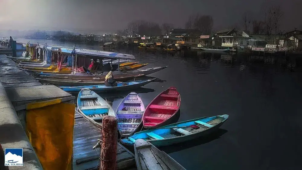 The Heritage Gemini Group of Houseboat