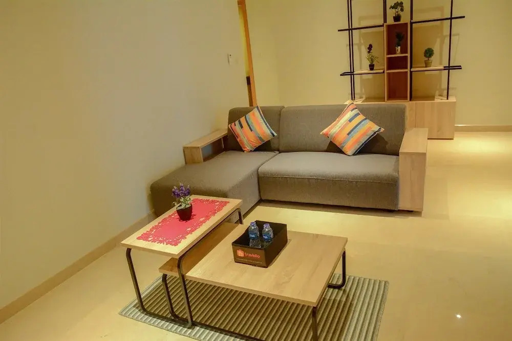 3 Bedrooms Premium Sudirman Residence by Travelio