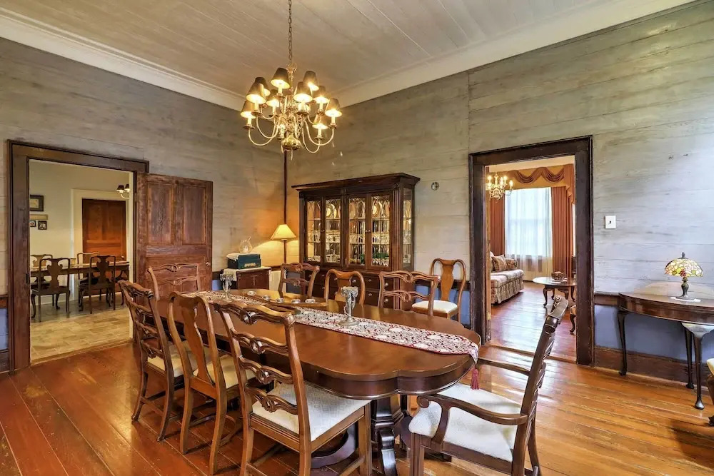 Historic 1840's Estate on 20 Acres w/ Guest House
