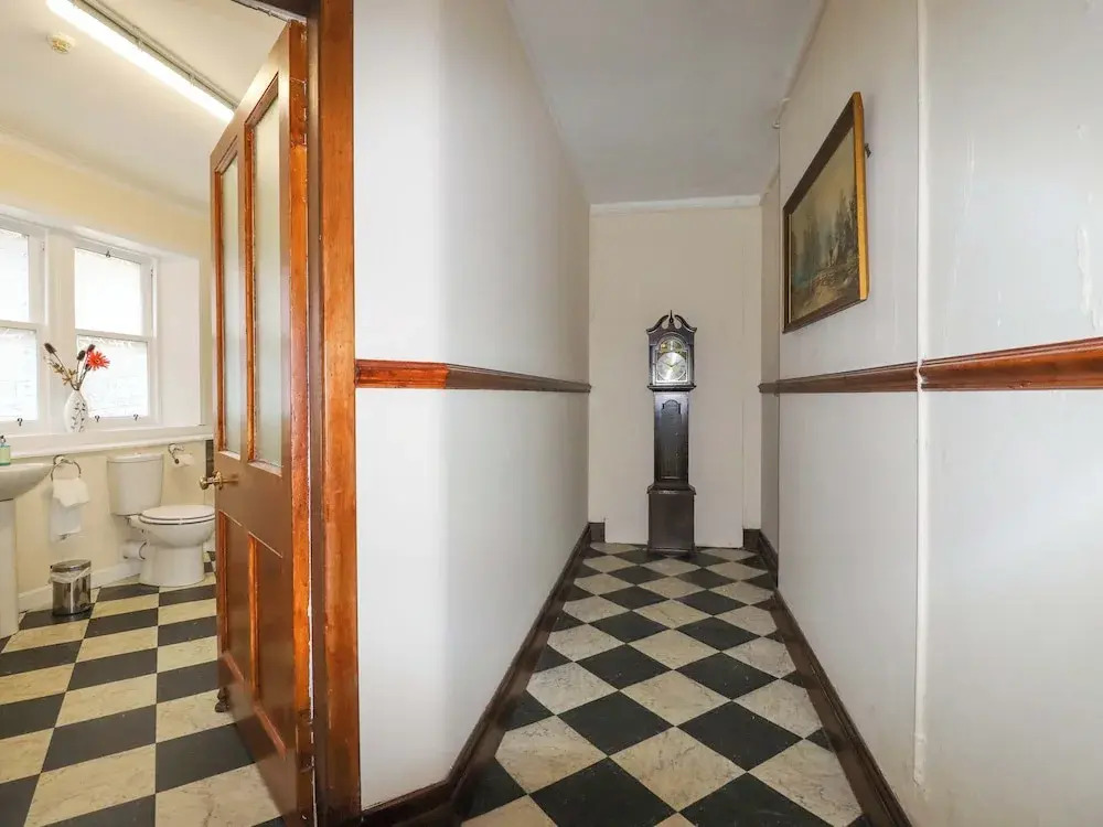 Rob Roy Apartment