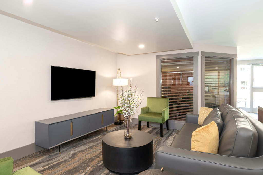 Sandman Hotel & Suites Regina
