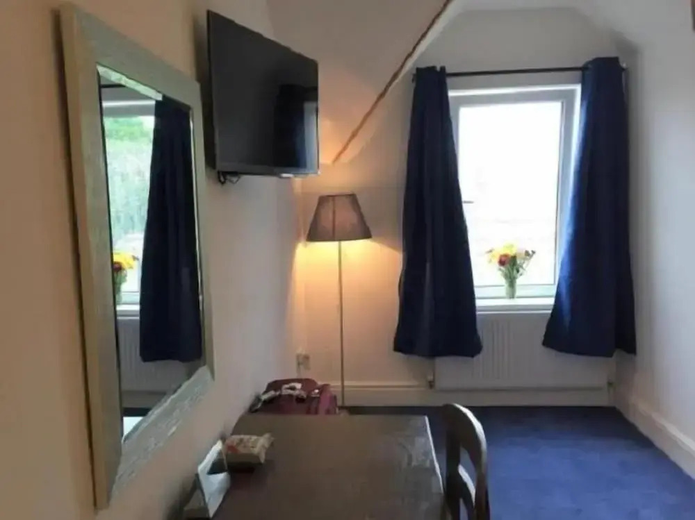 3 Luxury En-suite Bedrooms