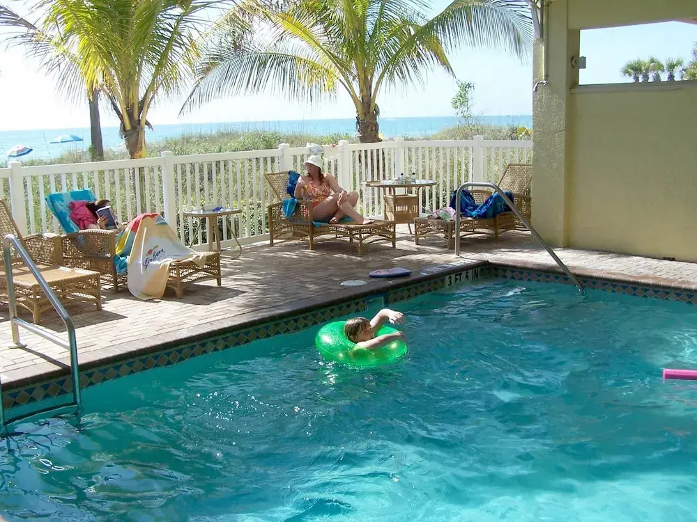 Direct Beach Front Apartment 3