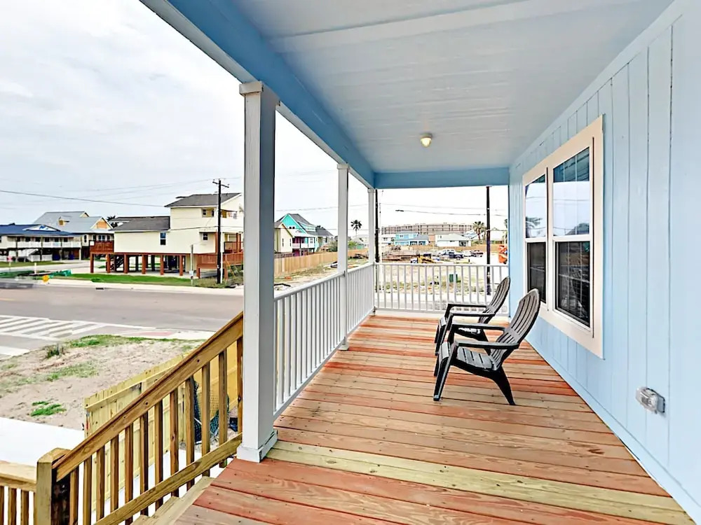 526 Sand Burr Ln Home 3 Bedrooms 2 Bathrooms Home