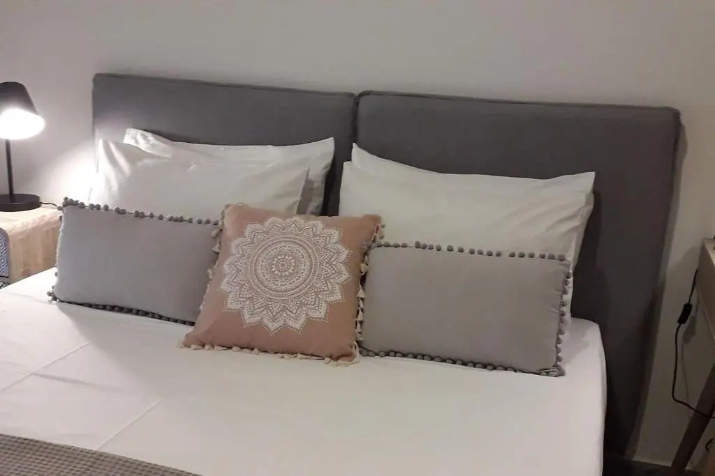 Hellona house ,sunny and cozy apartment's
