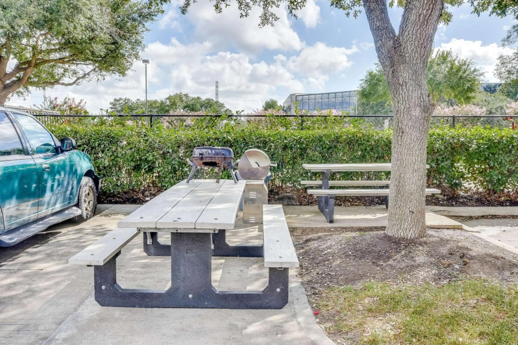 Studio 6-Houston, TX - Hobby South
